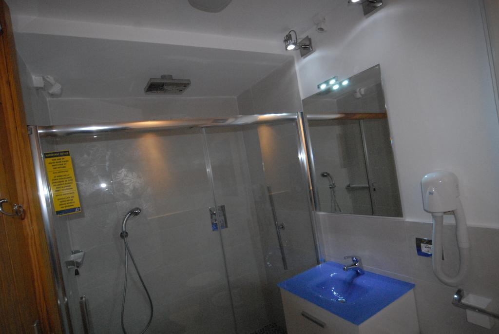 Cromotherapy Apartment Breuil-Cervinia Zewnętrze zdjęcie