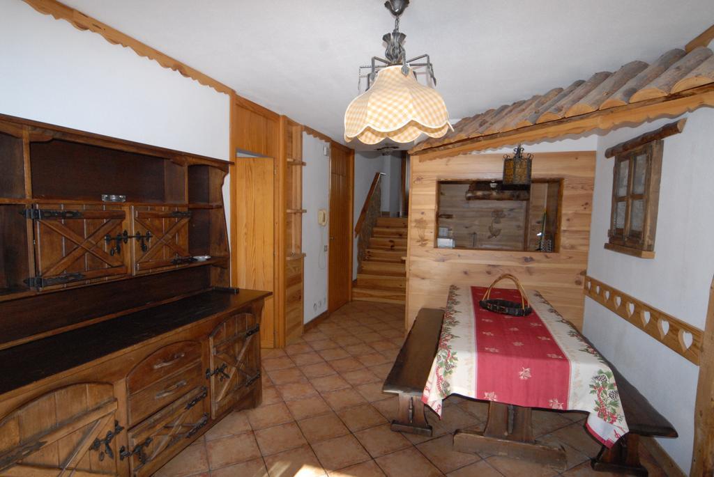 Cromotherapy Apartment Breuil-Cervinia Zewnętrze zdjęcie